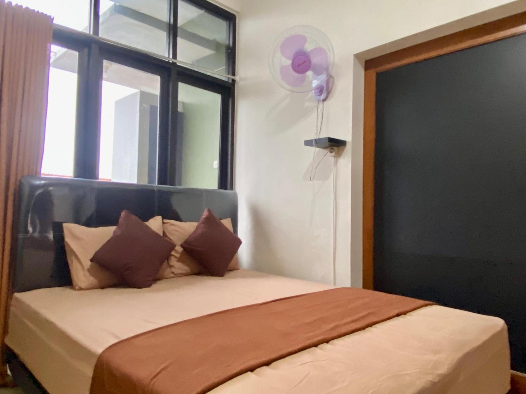 Zzz Hostel Malang Ngoại thất bức ảnh
