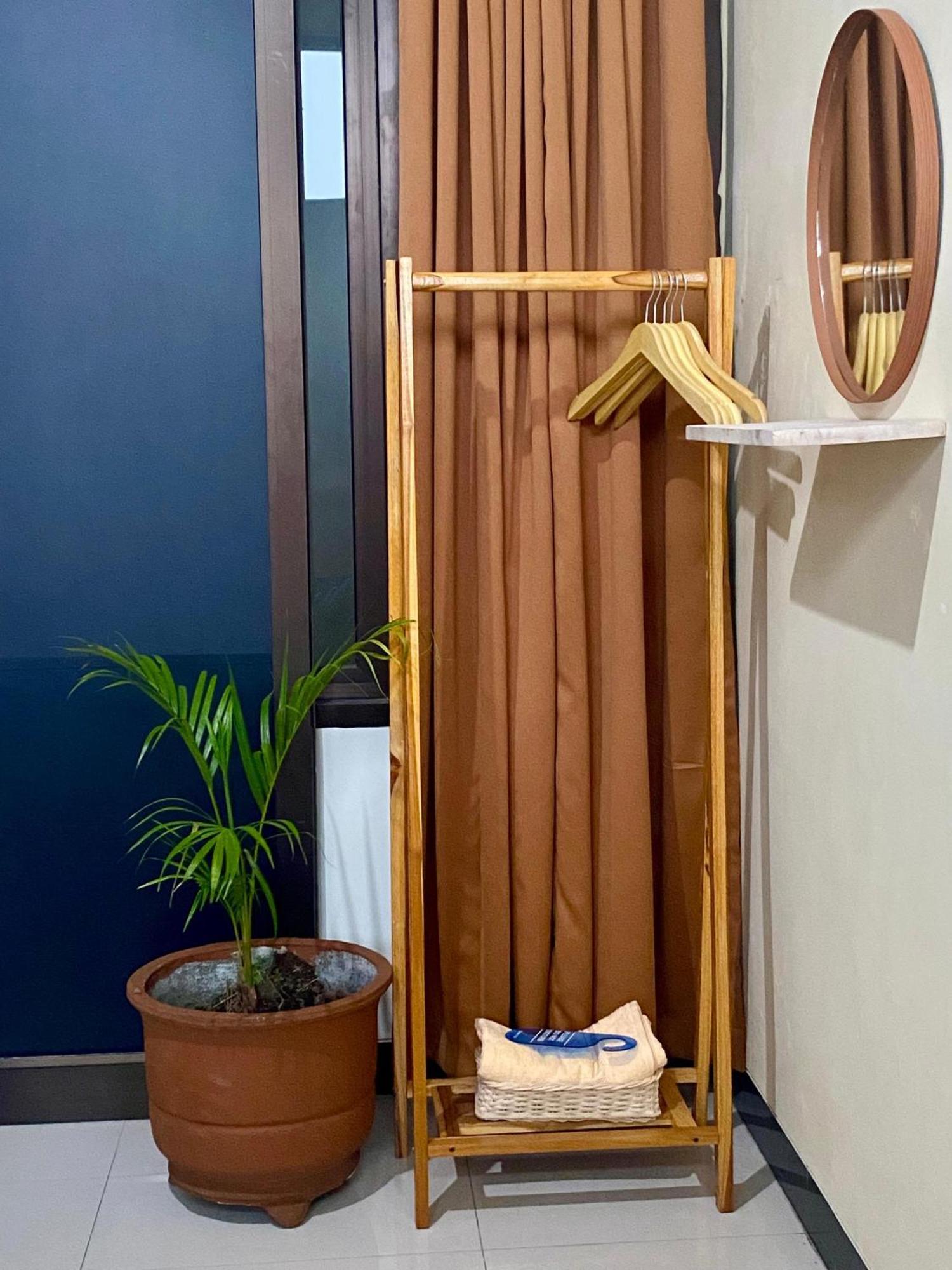 Zzz Hostel Malang Ngoại thất bức ảnh