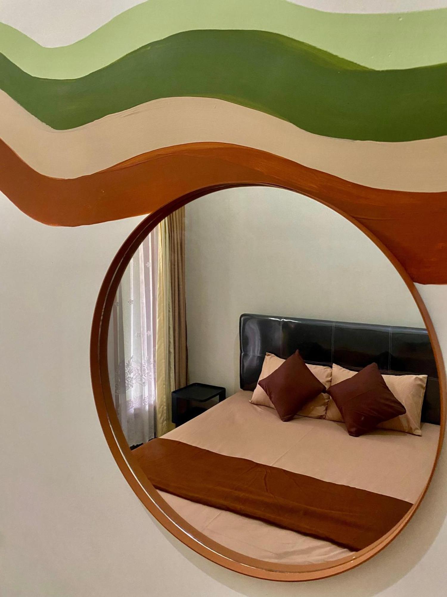 Zzz Hostel Malang Ngoại thất bức ảnh